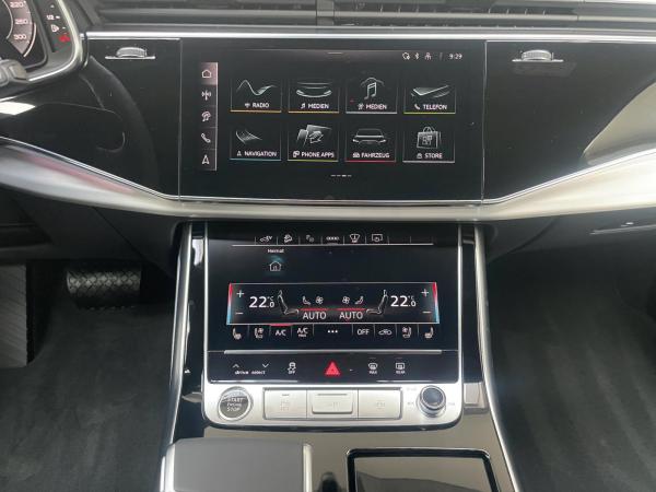Audi Q7 TFSI e 290kW quatt tiptr S line business