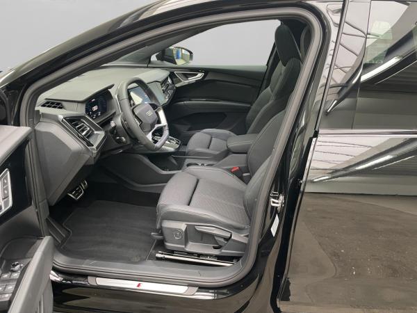 Audi Q4 e-tron 45 e-tron 210KW