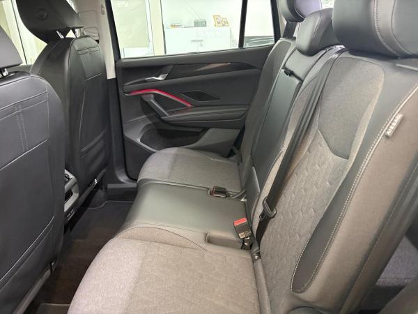 Volkswagen Tayron 2.0 TDI DSG 4M LIFE+AHK+HD-MATRIX+360°+ACC+APP+DCC+ Volkswagen Tayron 2.0 TDI DSG 4M LIFE+AHK+HD-MATRIX+360°+ACC+APP+DCC+