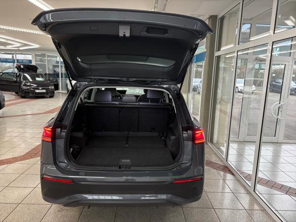 Volkswagen Tayron 2.0 TDI DSG 4M LIFE+AHK+HD-MATRIX+360°+ACC+APP+DCC+ Volkswagen Tayron 2.0 TDI DSG 4M LIFE+AHK+HD-MATRIX+360°+ACC+APP+DCC+