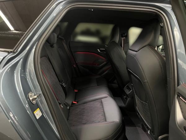 Audi A5 Avant e-hybrid