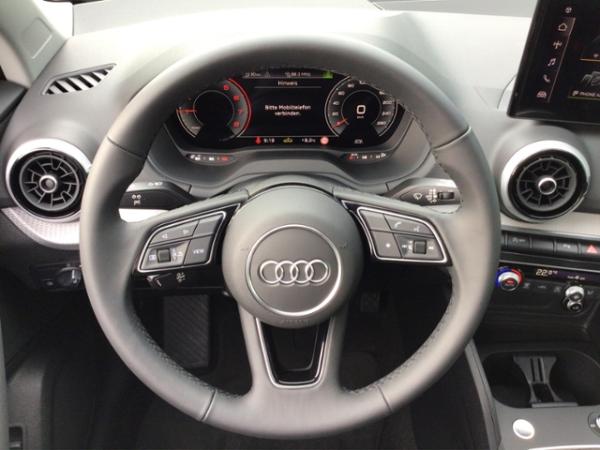 Audi Q2 advanced 30 TFSI Schaltgetriebe