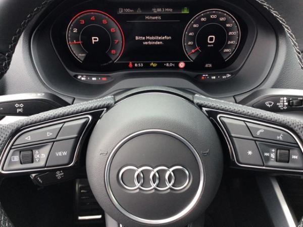 Audi Q2 S line 35 TFSI S tronic