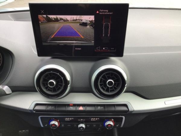 Audi Q2 advanced 30 TFSI Schaltgetriebe