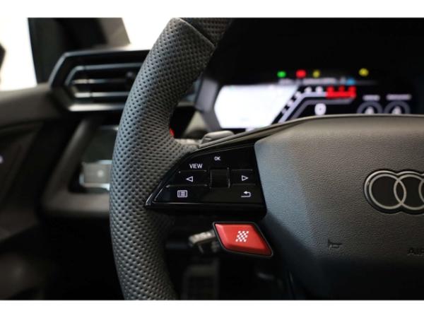 Audi RS3 Sportback TFSI quattro 280 km/h