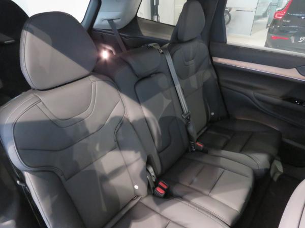 Volvo EX90 Ultra Twin Performance 7-Sitzer, 22 Zoll, Winter-P., Pilot-Assist