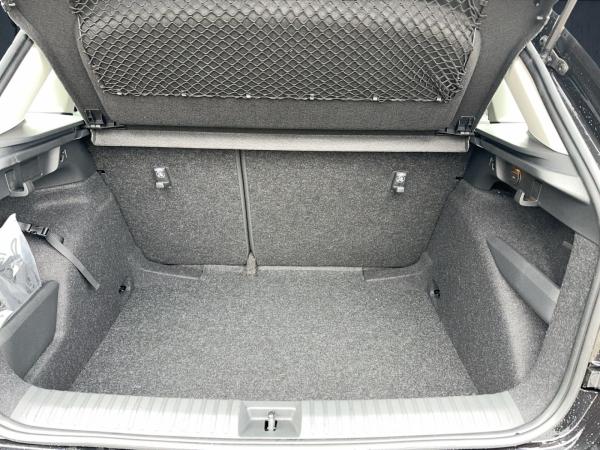 Skoda Kamiq Selection 1.0l TSI NAVI/PDC/RFK/KESSY