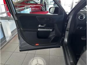 Mercedes-Benz GLB 200 Special Edition+ Fahrassistenz-Paket+Panorama-Schiebedach+Park-Paket mit 360°-Kamera