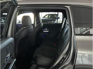 Mercedes-Benz GLB 200 Special Edition+ Fahrassistenz-Paket+Panorama-Schiebedach+Park-Paket mit 360°-Kamera