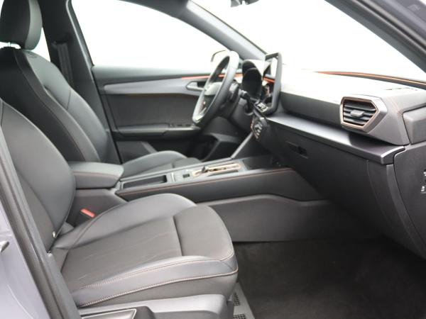 Cupra Formentor 2.0TDI DSG / Navi, 360°, FullLink, LED