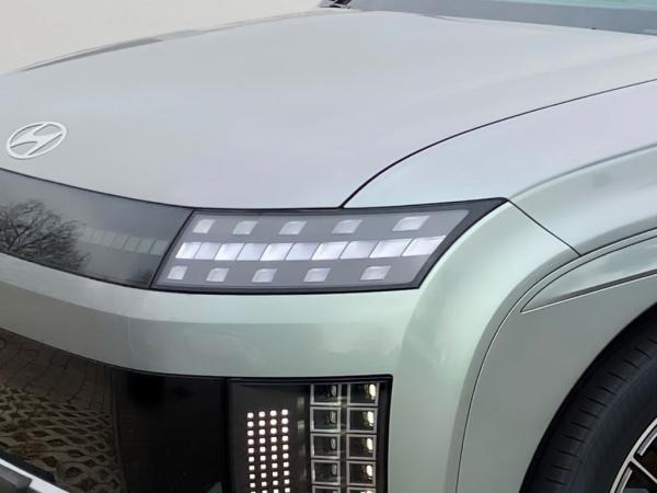 Hyundai IONIQ 9 Hyundai IONIQ 9