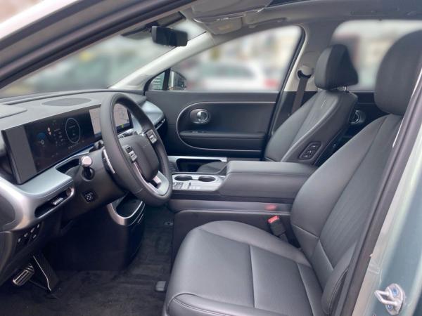 Hyundai IONIQ 9 Hyundai IONIQ 9