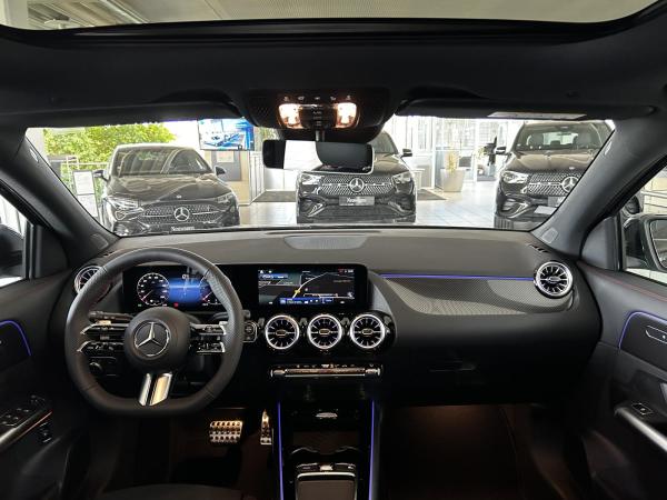 Mercedes-Benz GLA 200 d 4MATIC+AMG Line Advanced Plus+Pano+Park-Paket mit 360°-Kamera+MULTIBEAM LED