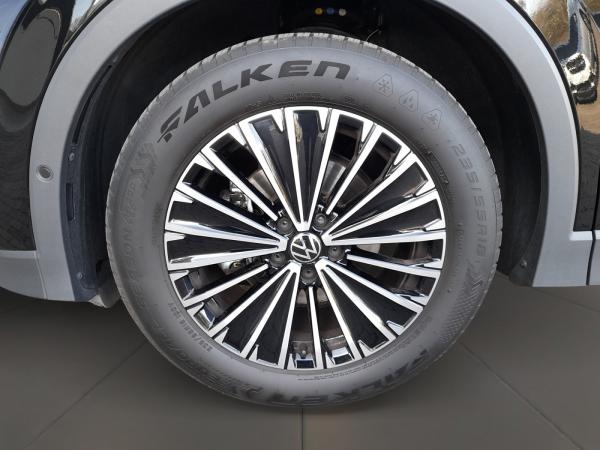 Volkswagen Tiguan 1.5 eTSI Goal AHK Matrix ACC KeyLess 360°
