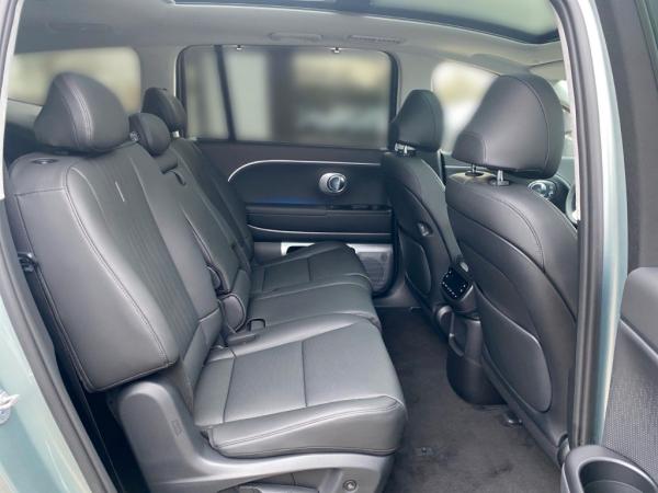 Hyundai IONIQ 9 Hyundai IONIQ 9