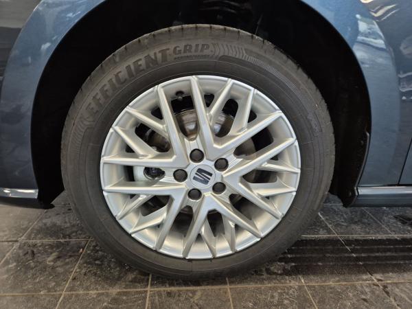 Seat Ibiza Road Edition 1.0 TSI Navi PDC Kessy SHZ