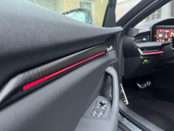 Skoda Superb Combi Sportline 1,5 TSI iV DSG PANO AHK *SOFORT VERFÜGBAR*