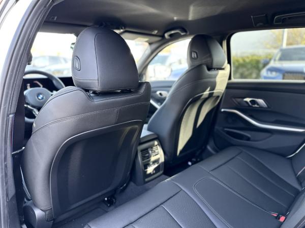 BMW 320 i Touring M Sport Pro HiFi DAB LED Shz