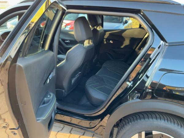 Peugeot 2008 1.2 145 GT ACC+Alcantara+LED+Navi+SHZ+Kam.