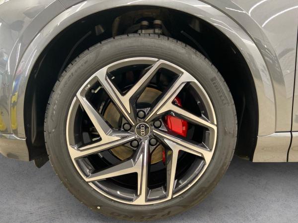 Audi Q6 e-tron SUV performance Pano*WR*AHK*Techpro*21