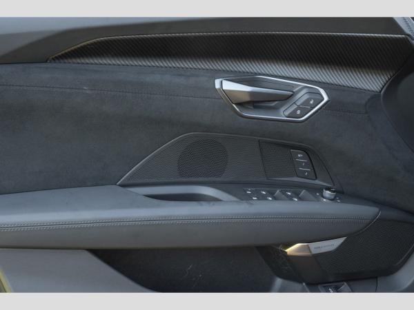 Audi RS e-tron GT quattro