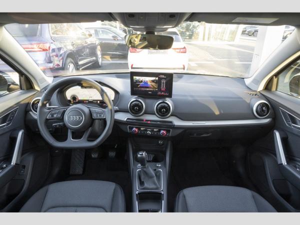 Audi Q2 30 TFSI advanced Kamera/Sitzheizung/Navi Plus