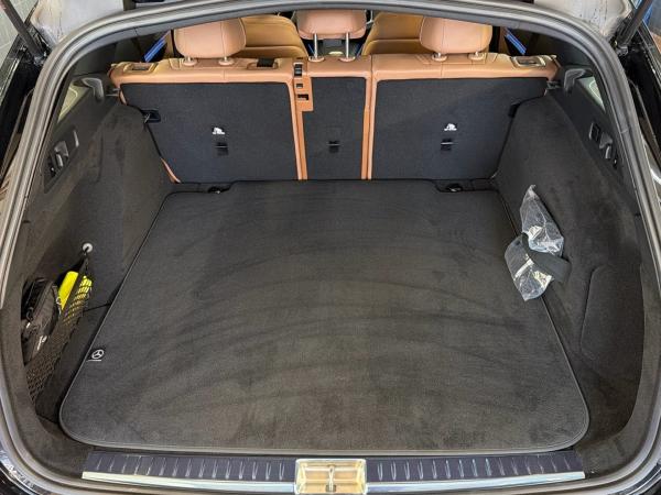 Mercedes-Benz E 200 d T Avantgarde Panorama Digital-Light AHK