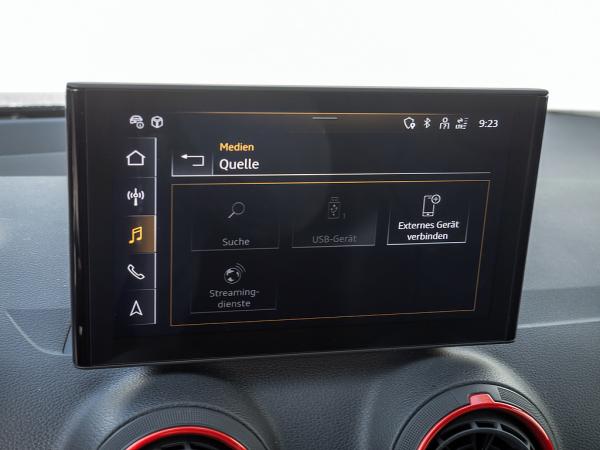 Audi Q2 S line 35 TFSI