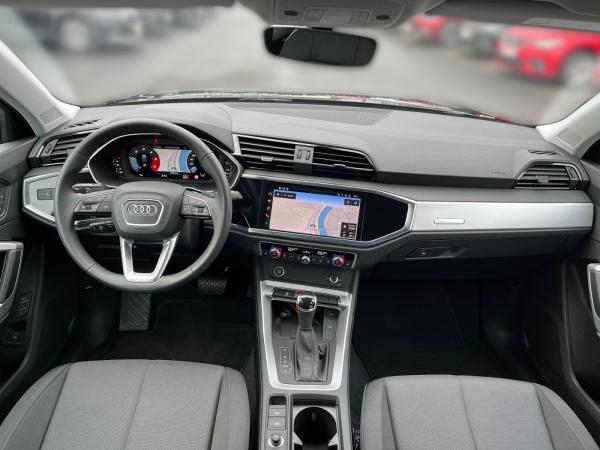 Audi Q3 advanced 35TDI S-tronic / MMI-Navi+, AHK, LED