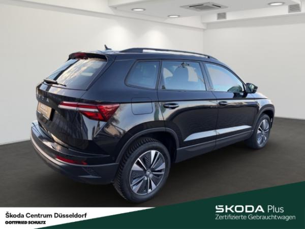 Skoda Karoq Tour TSI DSG AHK Panorama-Schiebedach elektrisch Lenkrad heizbar