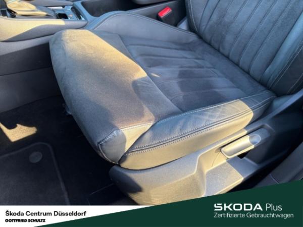 Skoda Karoq Tour TSI DSG AHK Panorama-Schiebedach elektrisch Lenkrad heizbar