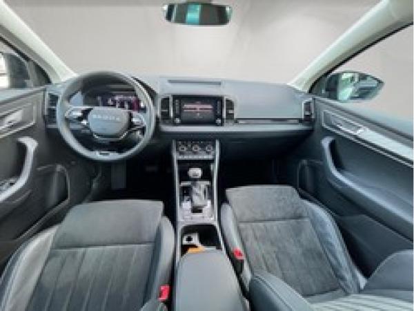 Skoda Karoq Selection Tour 1.5 TSI 110kW DSG - AHK Pano ACC Virtual Cockpit Navi Area View LM MFL Smart Link LED