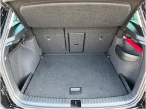 Skoda Karoq Selection Tour 1.5 TSI 110kW DSG - AHK Pano ACC Virtual Cockpit Navi Area View LM MFL Smart Link LED