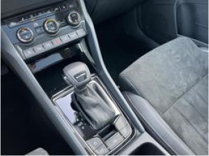 Skoda Karoq Selection Tour 1.5 TSI 110kW DSG - AHK Pano ACC Virtual Cockpit Navi Area View LM MFL Smart Link LED