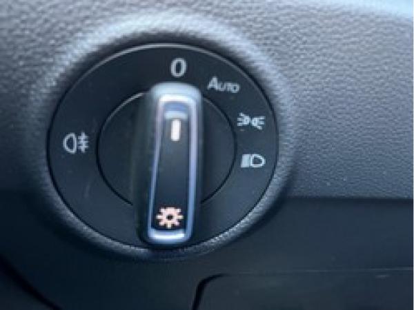 Volkswagen T-Roc 1.0 TSI Goal - + Navi + Klima + SHZ + Park Assist + ACC+LM+CarPlay+Digital Cockpit