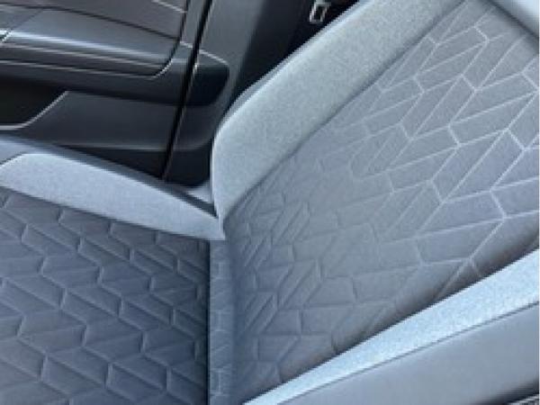 Volkswagen T-Roc 1.0 TSI Goal - + Navi + Klima + SHZ + Park Assist + ACC+LM+CarPlay+Digital Cockpit