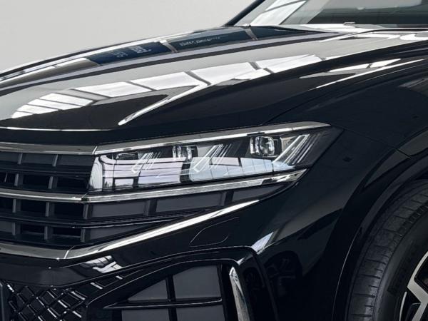 Volkswagen Touareg R-Line 3.0TDI +AHK+KAMERA+STDHZ+