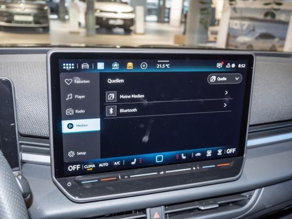 Volkswagen T-Roc R-Line 1.5 l eTSI OPF 7-Gang-Doppelkupplungsgetriebe DSG !!!Nur noch bis Ende März!!! So lange der V