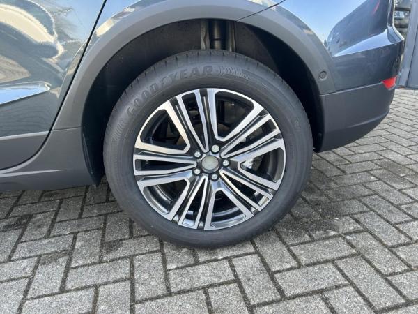 Seat Arona Road Ed. RÜCKFAHRKAMERA/ NAVI/ SITZHEIZUNG