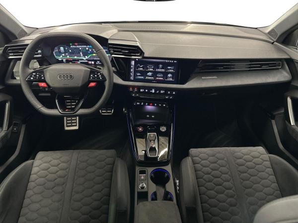 Audi RS3 RS 3 Sportback *abged. Matrix*HuD*Sonos*280kmh*