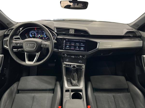 Audi Q3 Sportback 35 TFSI S line *LED*AHK*Navi*