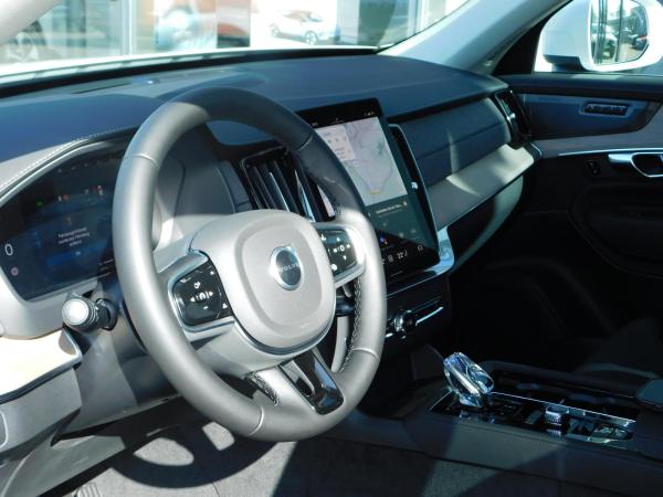 Volvo XC90 T8 Plus Bright 7-Sitzer
