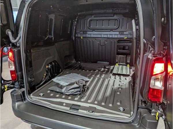 Peugeot Partner Elektro M 100kW StandHZG Digitales Cockpit LED