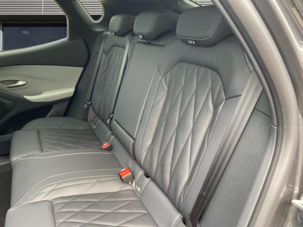 Ford Capri Lagerneuwagen im Sonderleasing GEWERBE