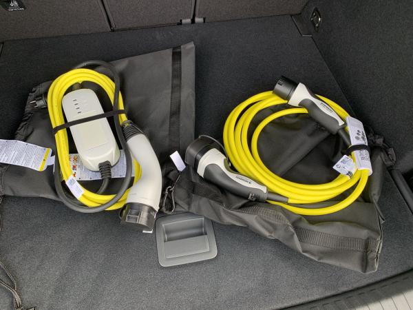 Cupra Terramar e-HYBRID 150 kW (204 PS) 6-Gang DSG;SONDERAKTION!!!;AHZV;Edge Paket;Matrix uvm.