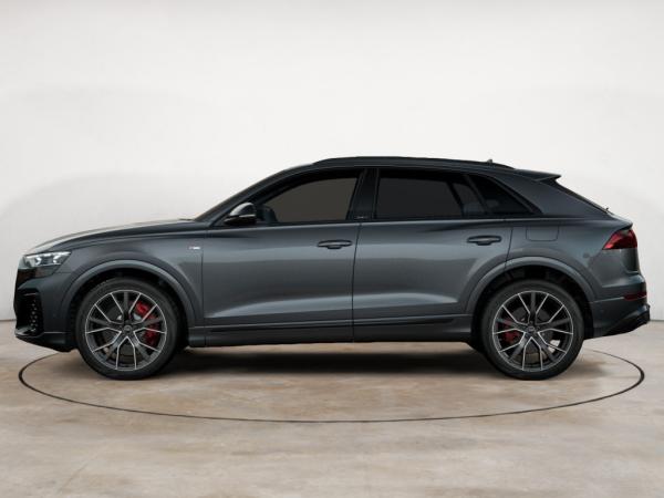 Audi Q8 SUV S line business TFSI e quattro