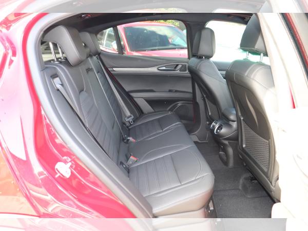 Alfa Romeo Stelvio QUADRIFOGLIO 2.9 V6 Bi-Turbo 382 kW (520 PS) AT8 Q4