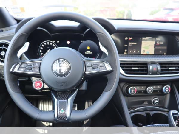 Alfa Romeo Stelvio QUADRIFOGLIO 2.9 V6 Bi-Turbo 382 kW (520 PS) AT8 Q4