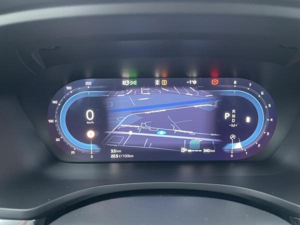 Volvo V60 B4 Plus Dark Pano AHK Sitzbelüft. FahrerAss H&K Sound