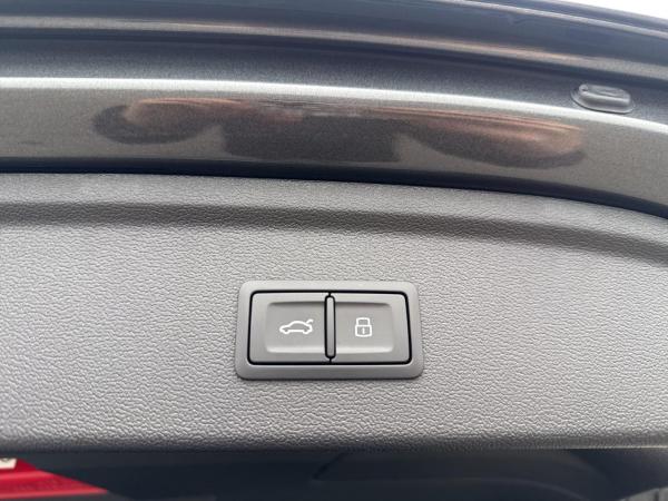 Audi RS3 RS 3 Sportback S tr, Vmax280 PANO RS-Abgas HUD